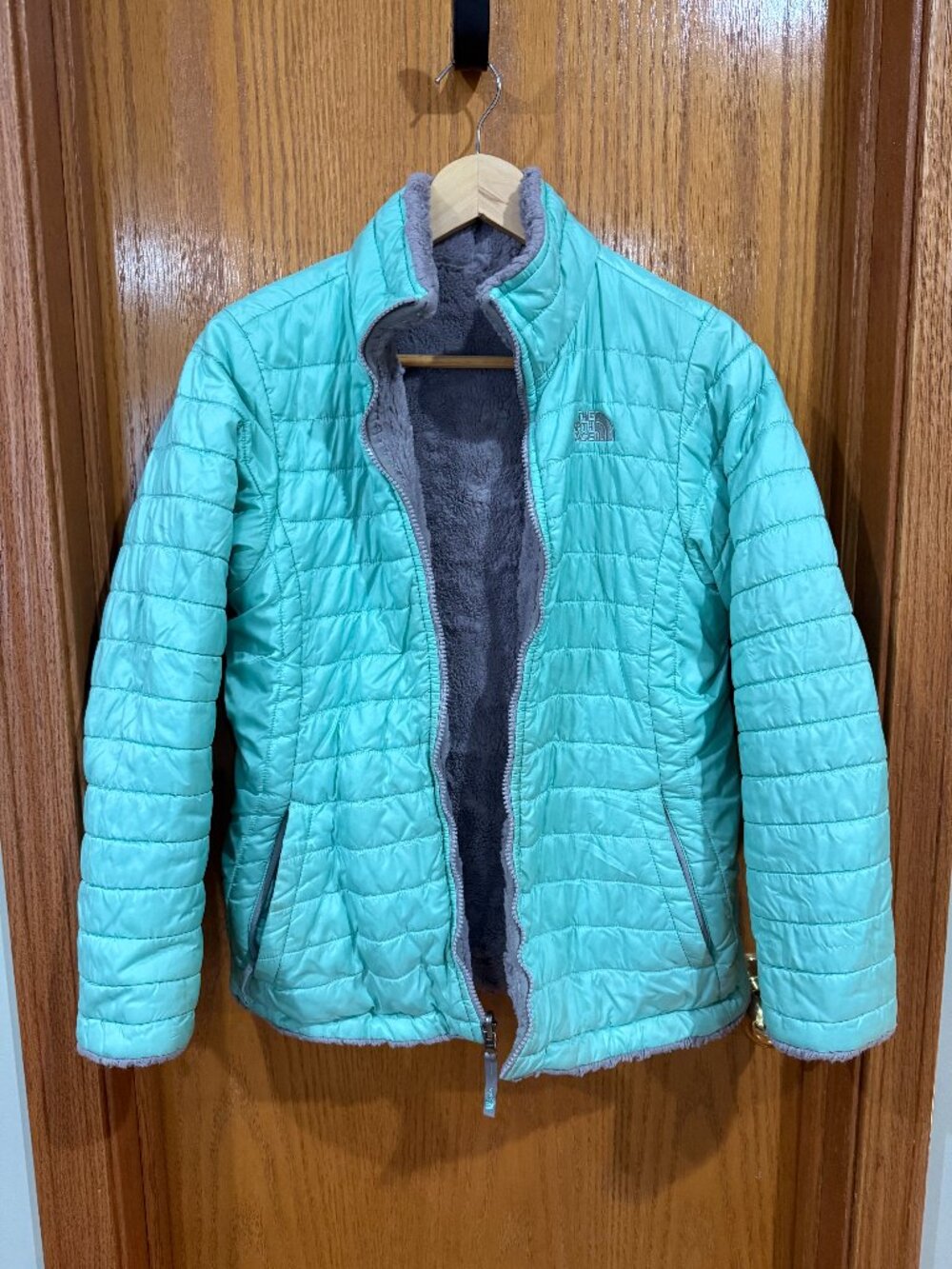 The North Face Girls Reversible Puffer Jacket Teal size 7/8